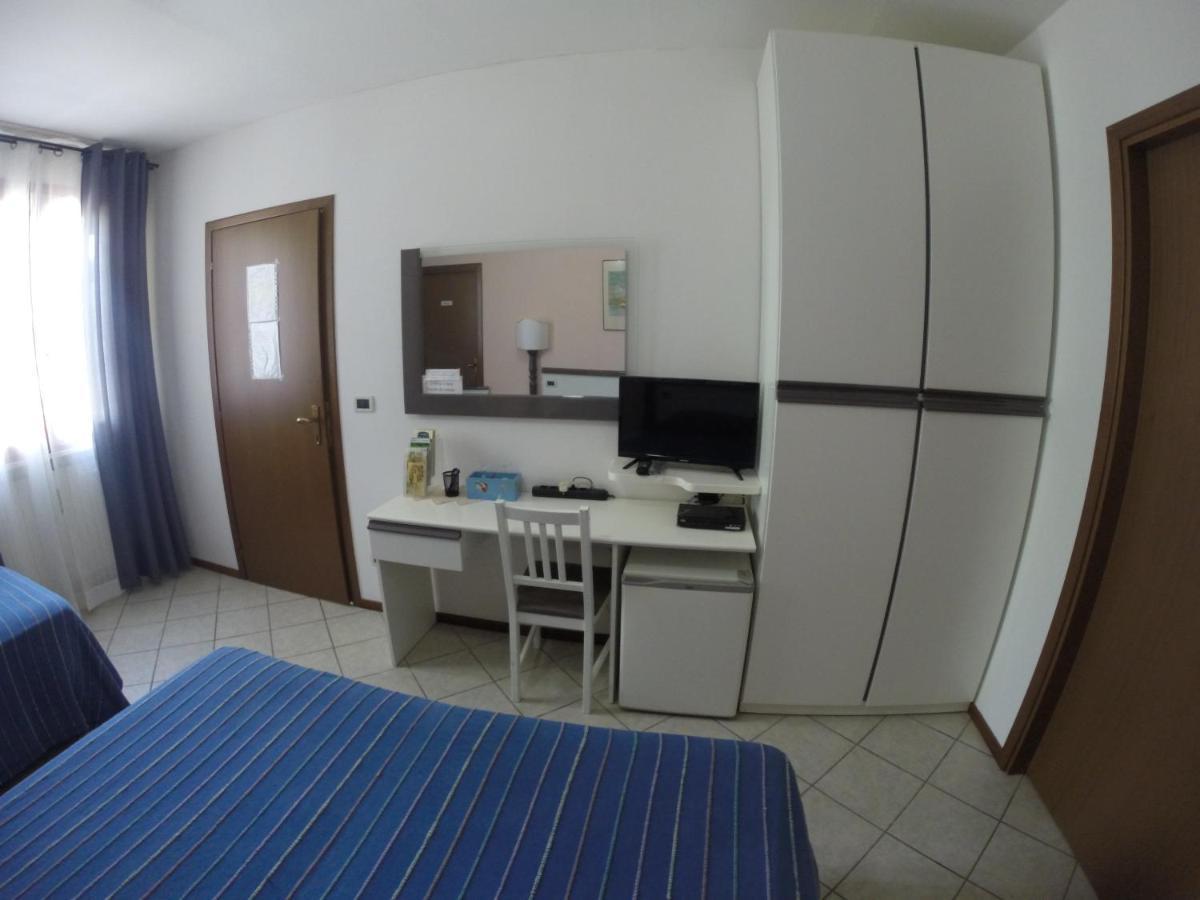 Il Prato Bed & Breakfast Предапио Екстериор снимка