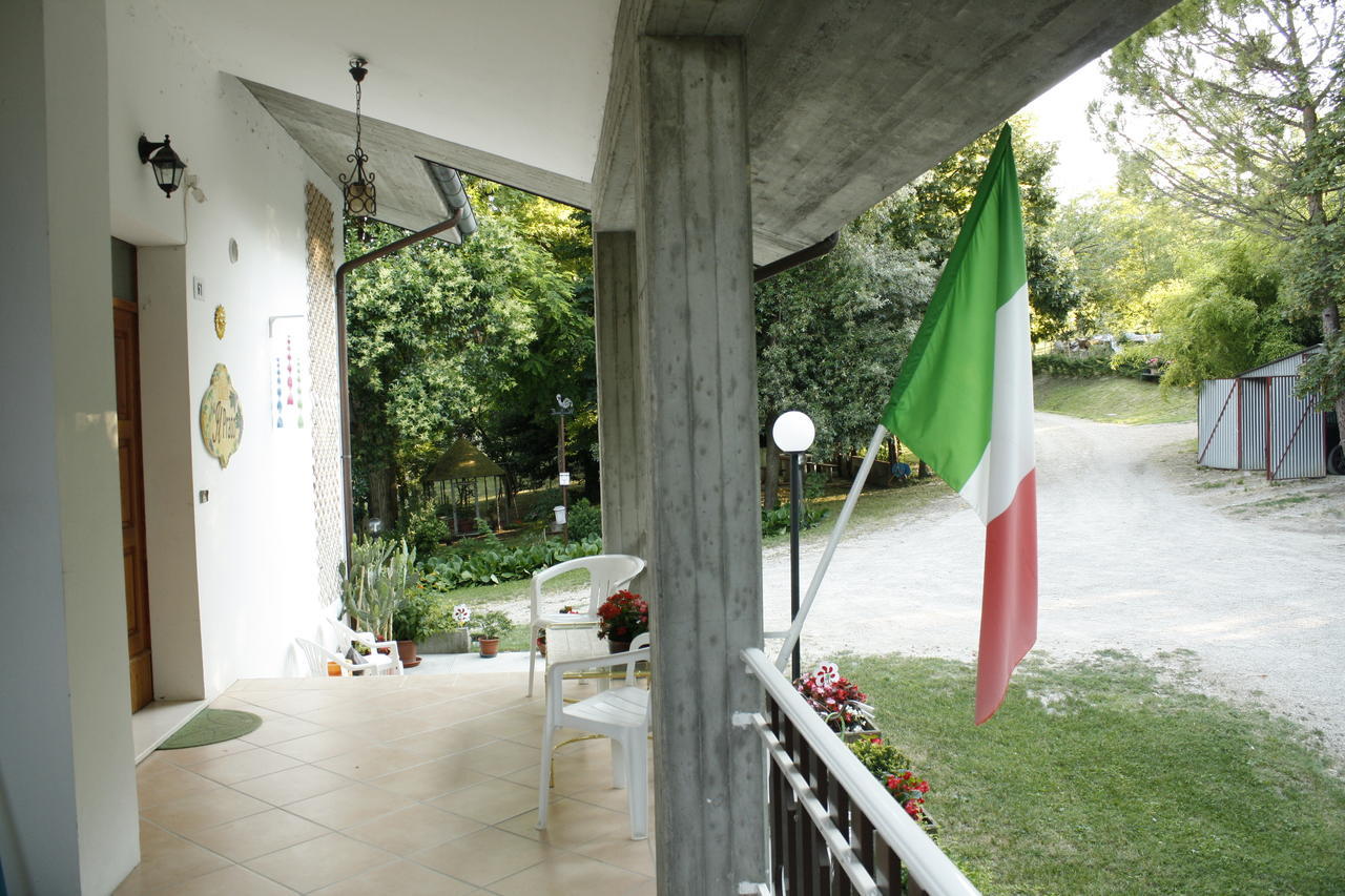 Il Prato Bed & Breakfast Предапио Екстериор снимка