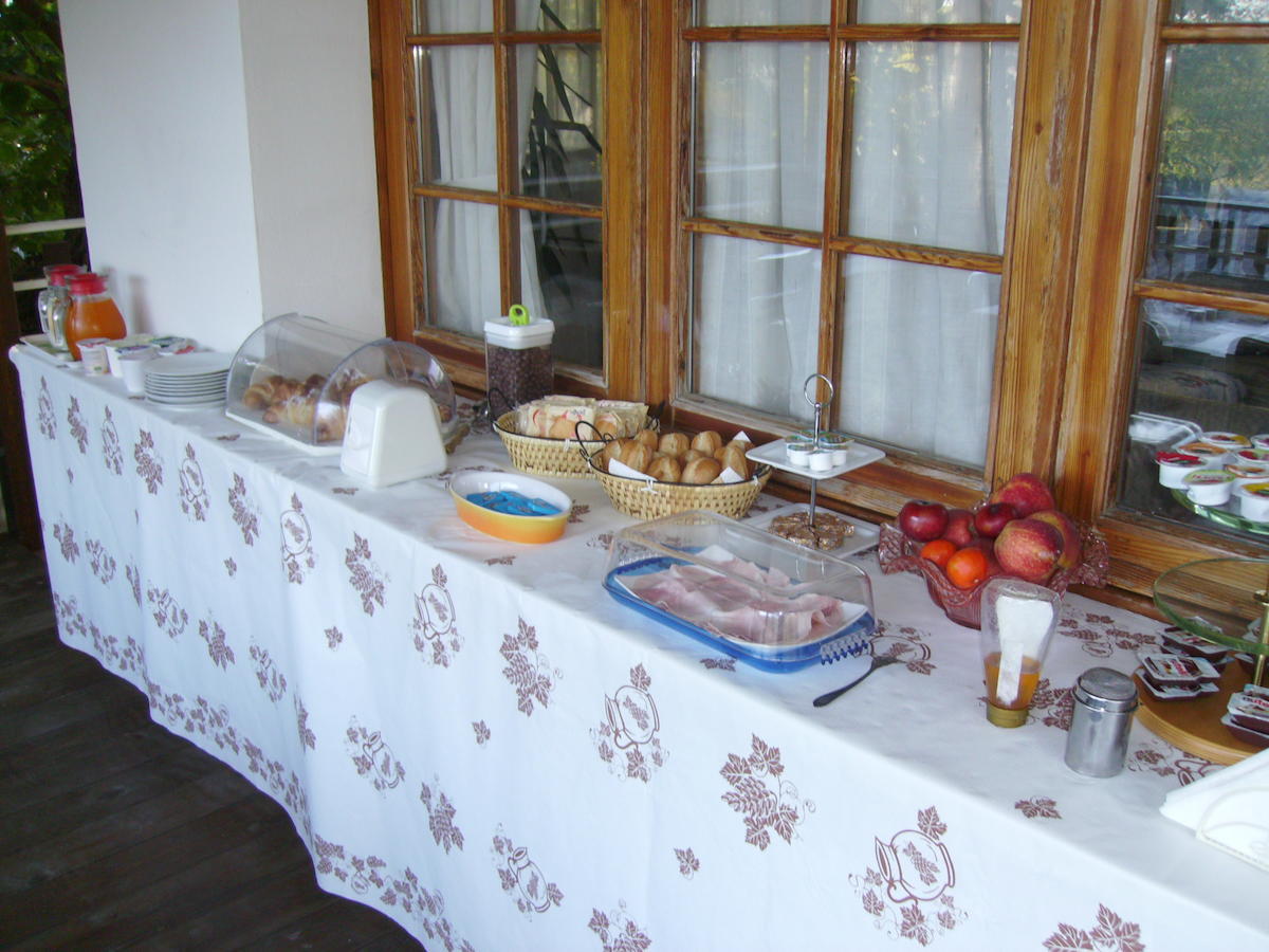 Il Prato Bed & Breakfast Предапио Екстериор снимка
